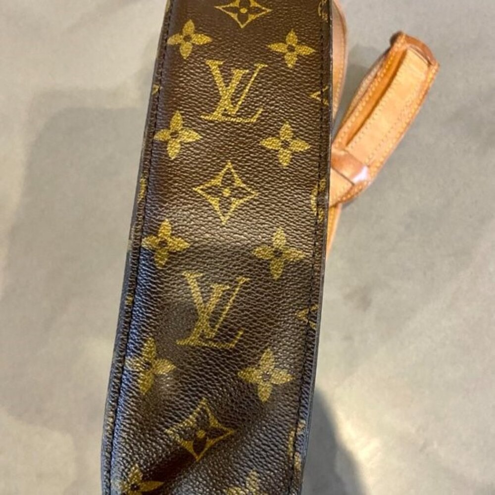 Louis Vuitton Monogram Saint Cloud GM Crossbody Shoulder Handbag - Picture 10 of 12